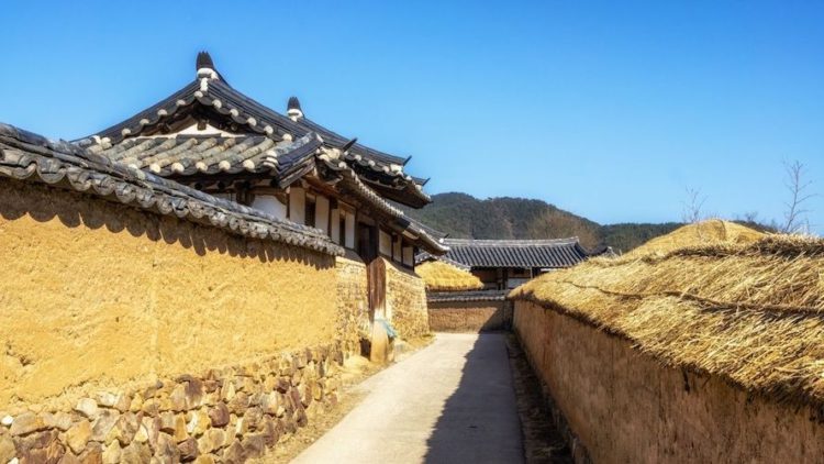 https://mdw-travel-data-us-east-1.s3.amazonaws.com/img/country/South-Korea/Andong-Gunja-Village/img_03.jpg