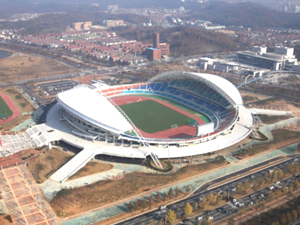 https://mdw-travel-data-us-east-1.s3.amazonaws.com/img/country/South-Korea/Ansan-Wa~-Stadium/img_02.jpg