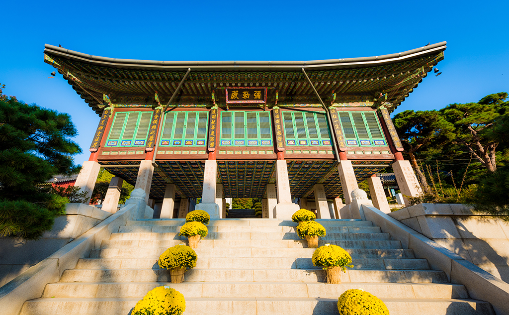 https://mdw-travel-data-us-east-1.s3.amazonaws.com/img/country/South-Korea/Bongeunsa-Temple/img_03.jpg