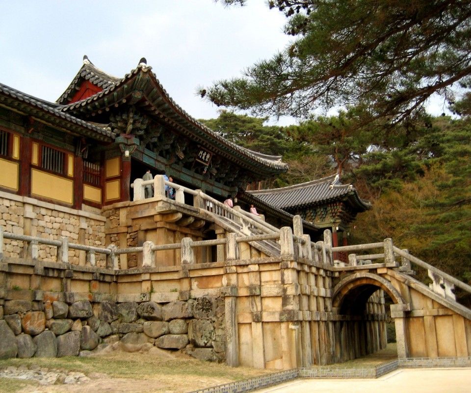 https://mdw-travel-data-us-east-1.s3.amazonaws.com/img/country/South-Korea/Bulguksa-Temple/img_01.jpg