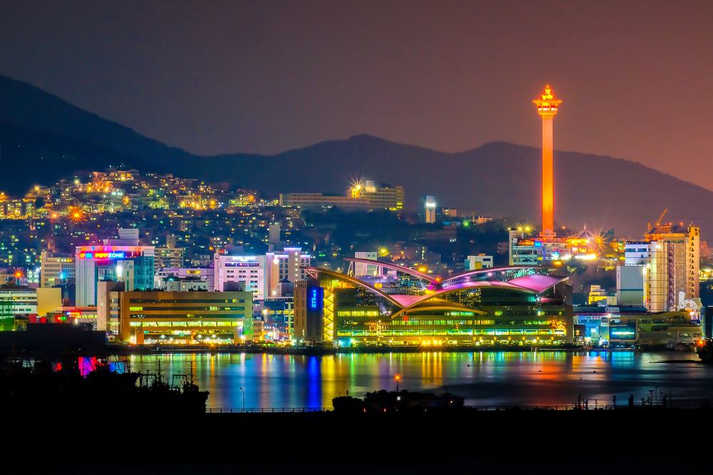https://mdw-travel-data-us-east-1.s3.amazonaws.com/img/country/South-Korea/Busan-Museum/img_02.jpg