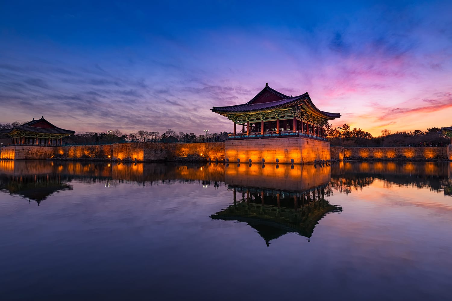 https://mdw-travel-data-us-east-1.s3.amazonaws.com/img/country/South-Korea/Changnyeong-Seokjeong-Lake/img_02.jpg