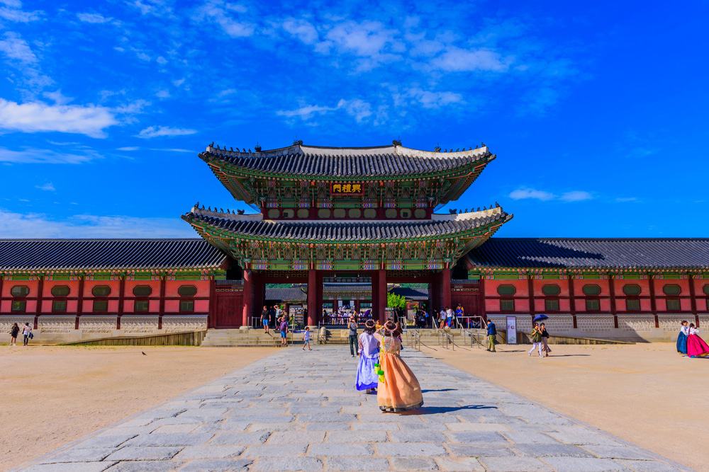 https://mdw-travel-data-us-east-1.s3.amazonaws.com/img/country/South-Korea/Cheheombukgung-Palace/img_00.jpg