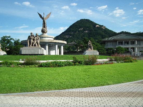 https://mdw-travel-data-us-east-1.s3.amazonaws.com/img/country/South-Korea/Cheongnamdae-Sarangchae/img_03.jpg