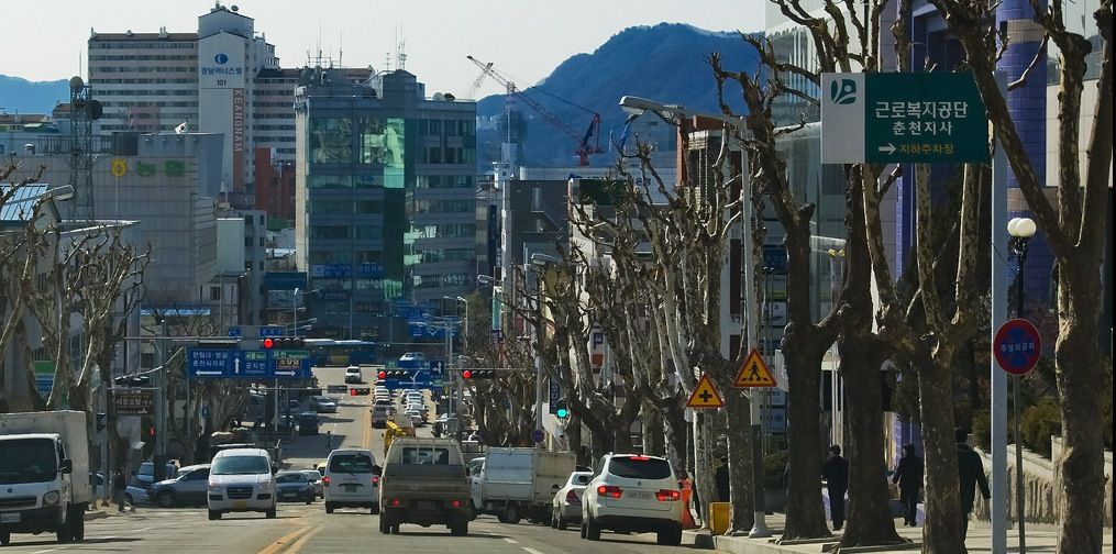https://mdw-travel-data-us-east-1.s3.amazonaws.com/img/country/South-Korea/Chuncheon-Myeongdong-Street/img_01.jpg
