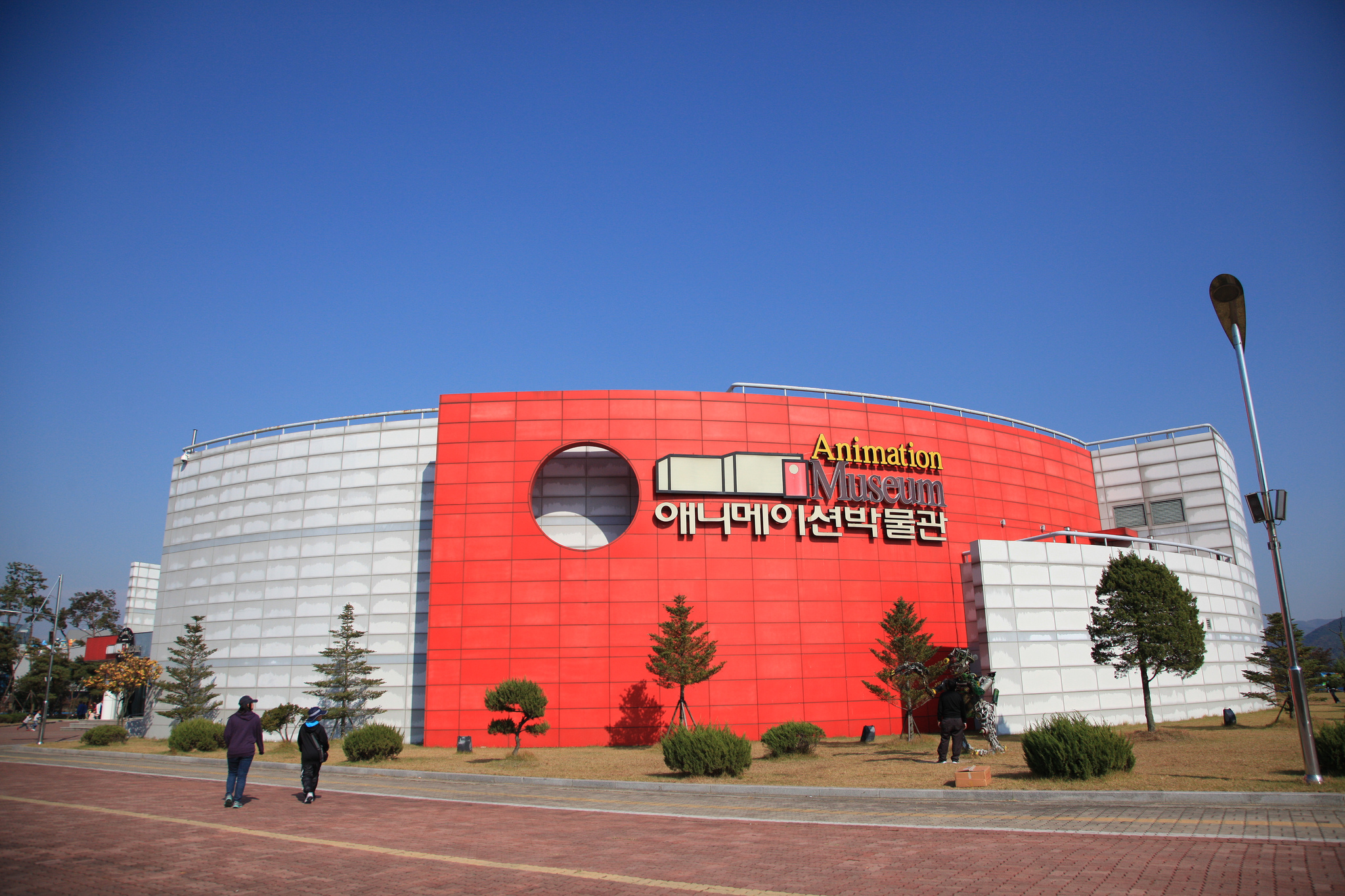https://mdw-travel-data-us-east-1.s3.amazonaws.com/img/country/South-Korea/Chuncheon-National-Museum/img_03.jpg