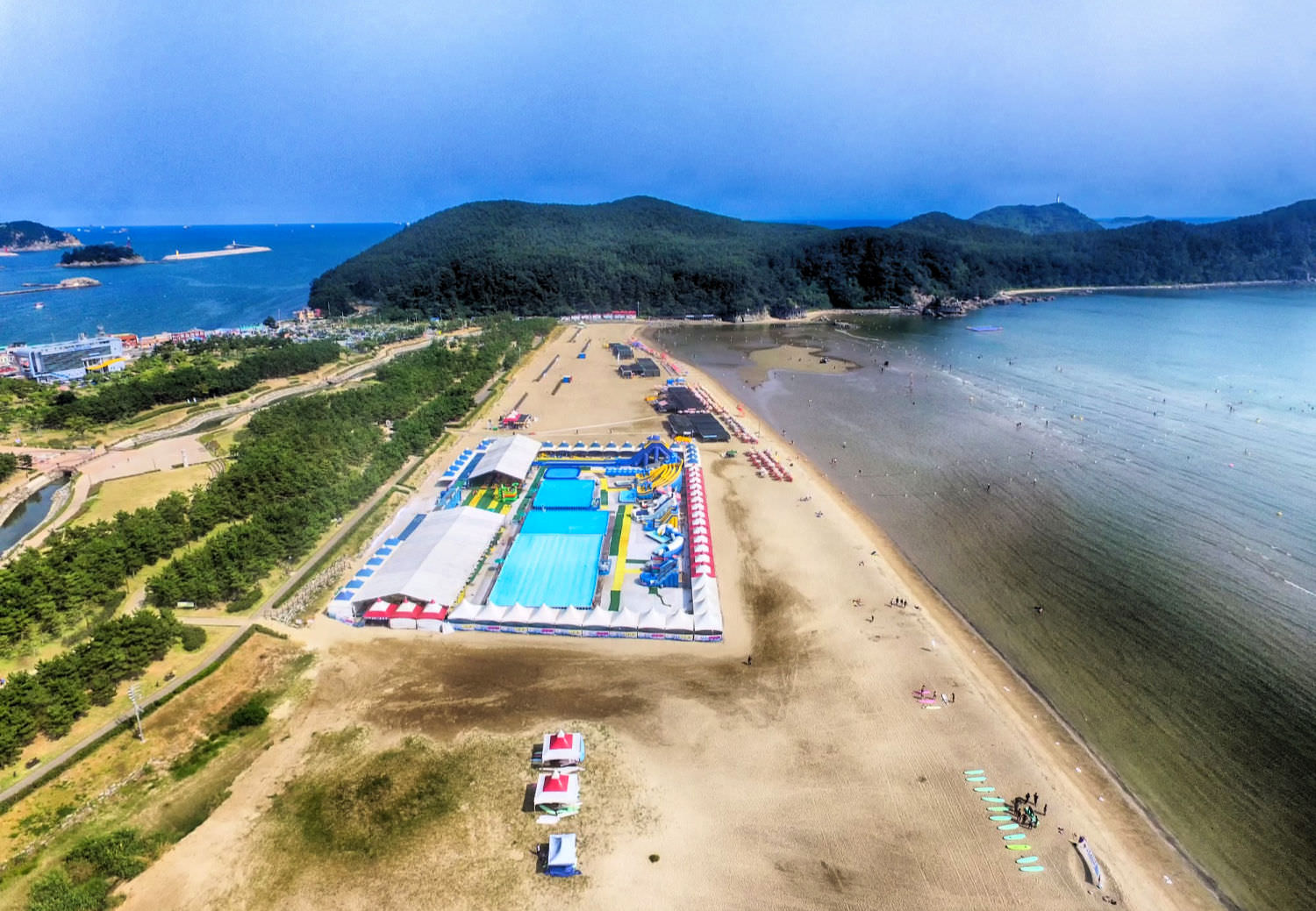 https://mdw-travel-data-us-east-1.s3.amazonaws.com/img/country/South-Korea/Dadaepo-Beach/img_00.jpg