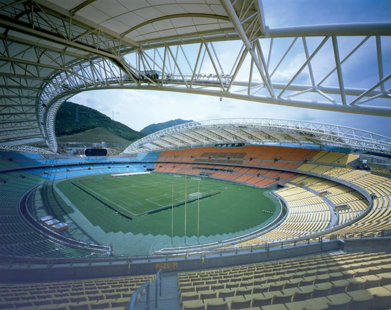 https://mdw-travel-data-us-east-1.s3.amazonaws.com/img/country/South-Korea/Daegu-World-Cup-Stadium/img_01.jpg