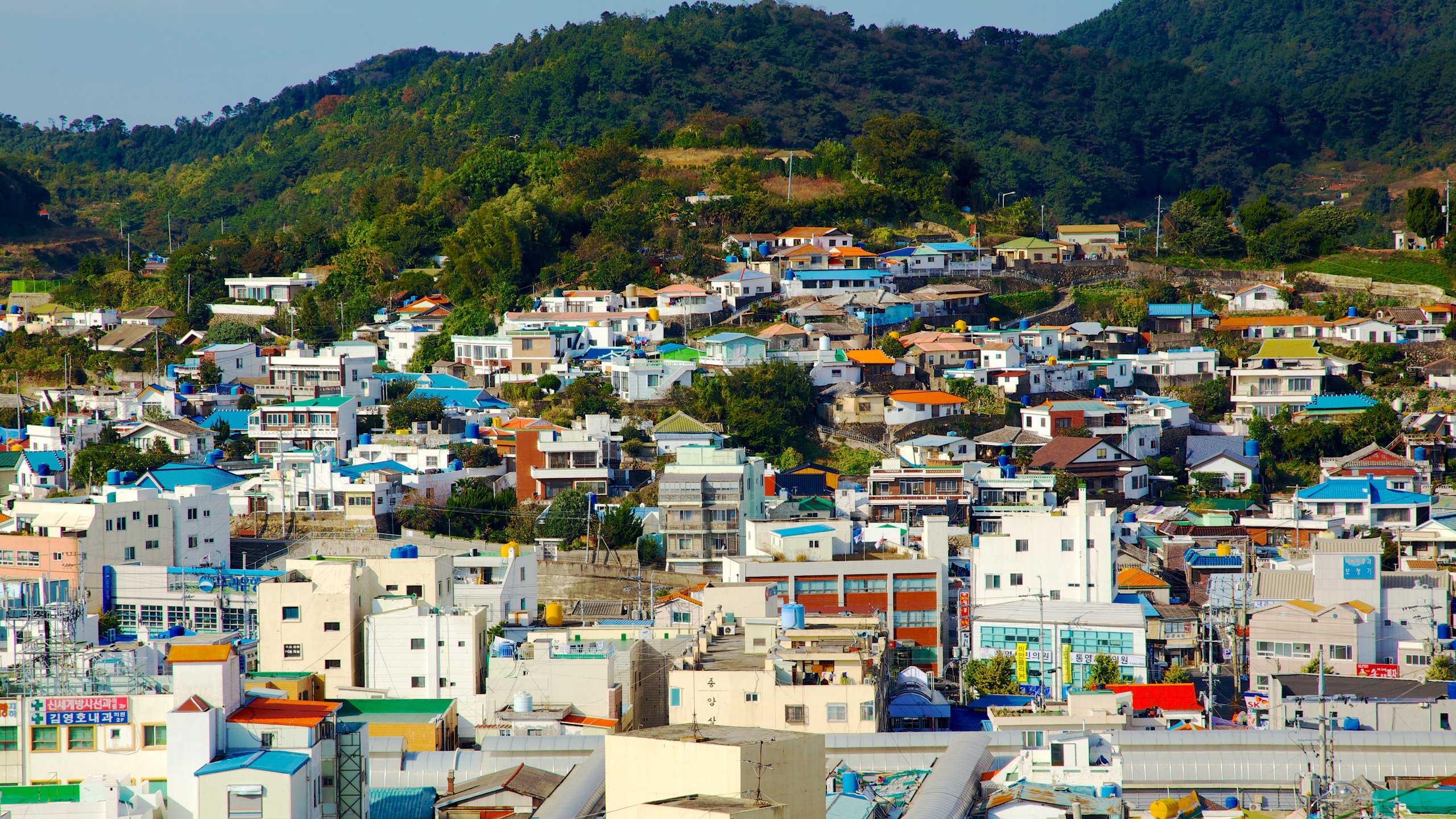 https://mdw-travel-data-us-east-1.s3.amazonaws.com/img/country/South-Korea/Dongpirang-Lookout/img_02.jpg