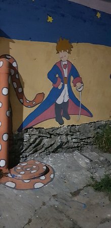 https://mdw-travel-data-us-east-1.s3.amazonaws.com/img/country/South-Korea/Dongpirang-Wall-Painting-Village/img_03.jpg