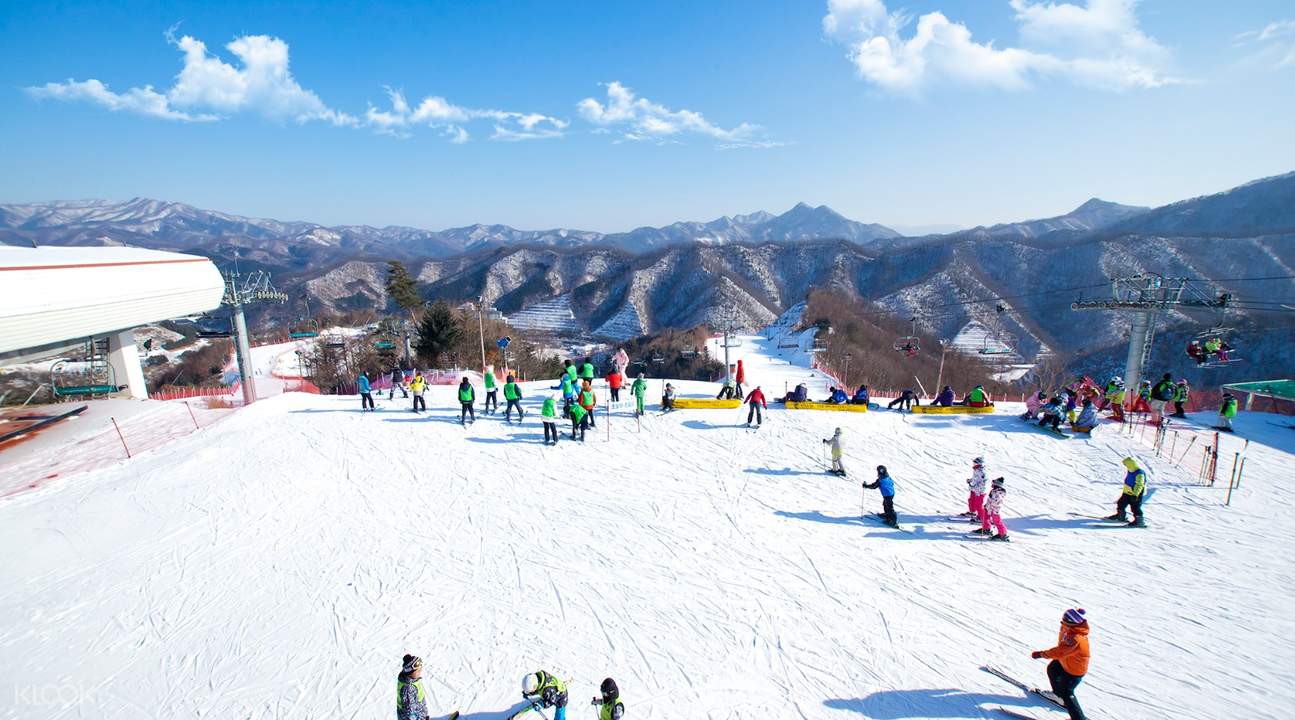 https://mdw-travel-data-us-east-1.s3.amazonaws.com/img/country/South-Korea/Elysian-Gangchon-Ski-Resort/img_02.jpg