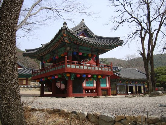 https://mdw-travel-data-us-east-1.s3.amazonaws.com/img/country/South-Korea/Gabyeongsa-Temple/img_03.jpg