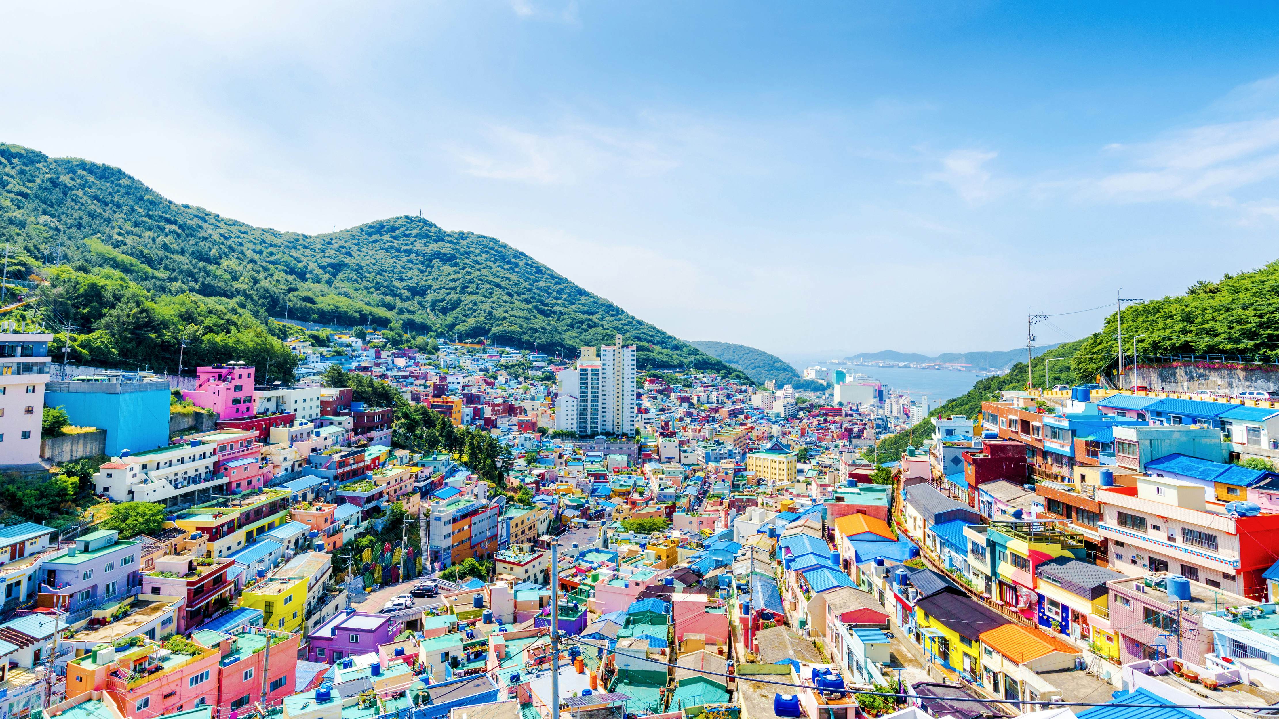 https://mdw-travel-data-us-east-1.s3.amazonaws.com/img/country/South-Korea/Gamcheon-Culture-Village/img_01.jpg