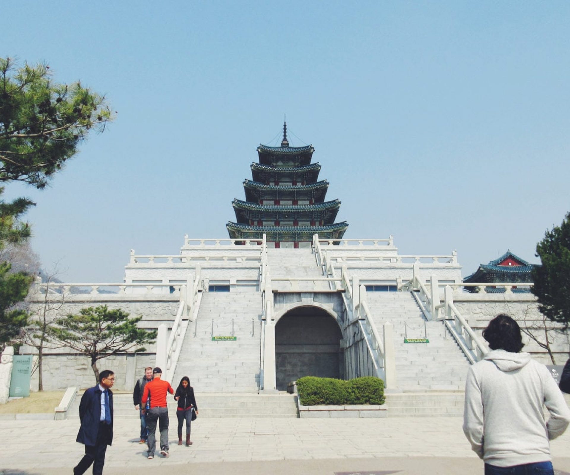 https://mdw-travel-data-us-east-1.s3.amazonaws.com/img/country/South-Korea/Gangsangbuk-do-Folk-Museum/img_01.jpg