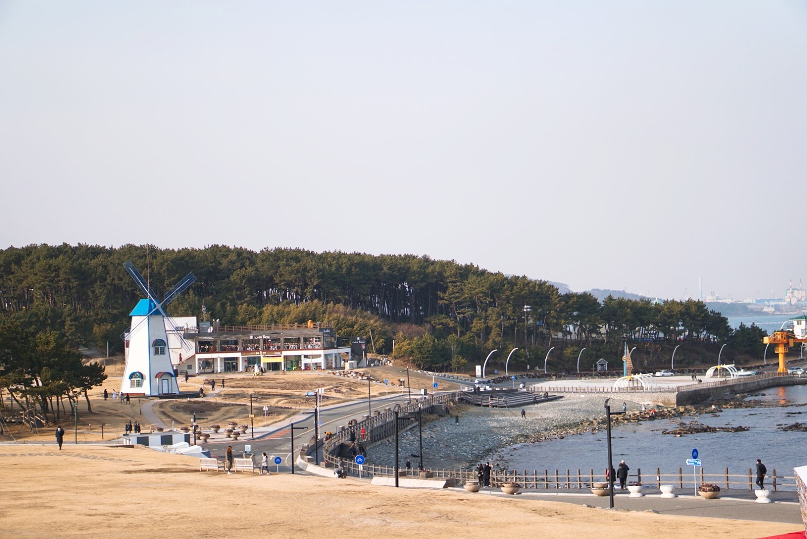 https://mdw-travel-data-us-east-1.s3.amazonaws.com/img/country/South-Korea/Ganjeolgot-Cape/img_02.jpg