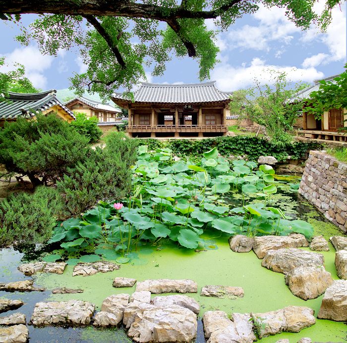 https://mdw-travel-data-us-east-1.s3.amazonaws.com/img/country/South-Korea/Garden-of-the-Garden/img_03.jpg