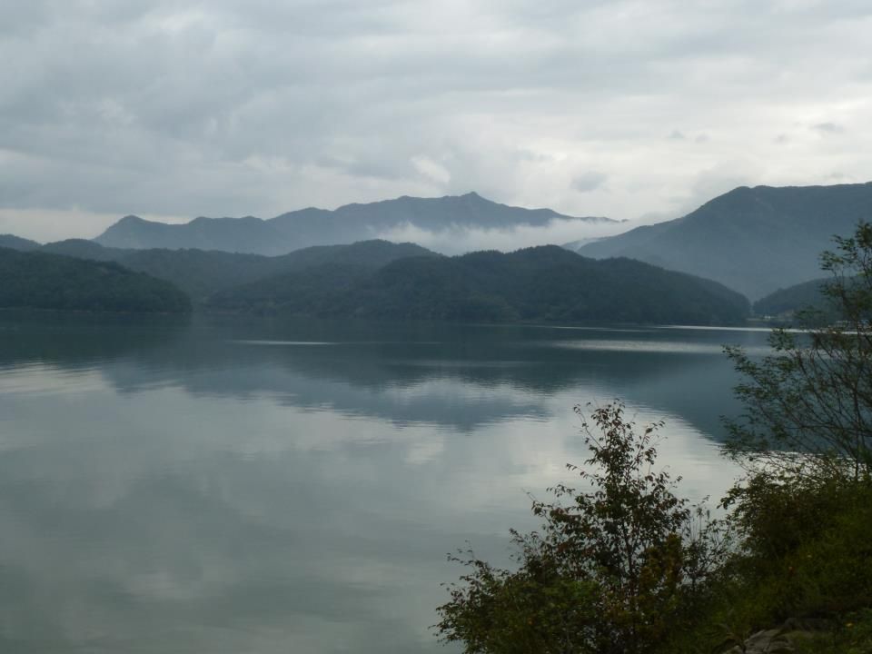 https://mdw-travel-data-us-east-1.s3.amazonaws.com/img/country/South-Korea/Gosan-Park/img_01.jpg
