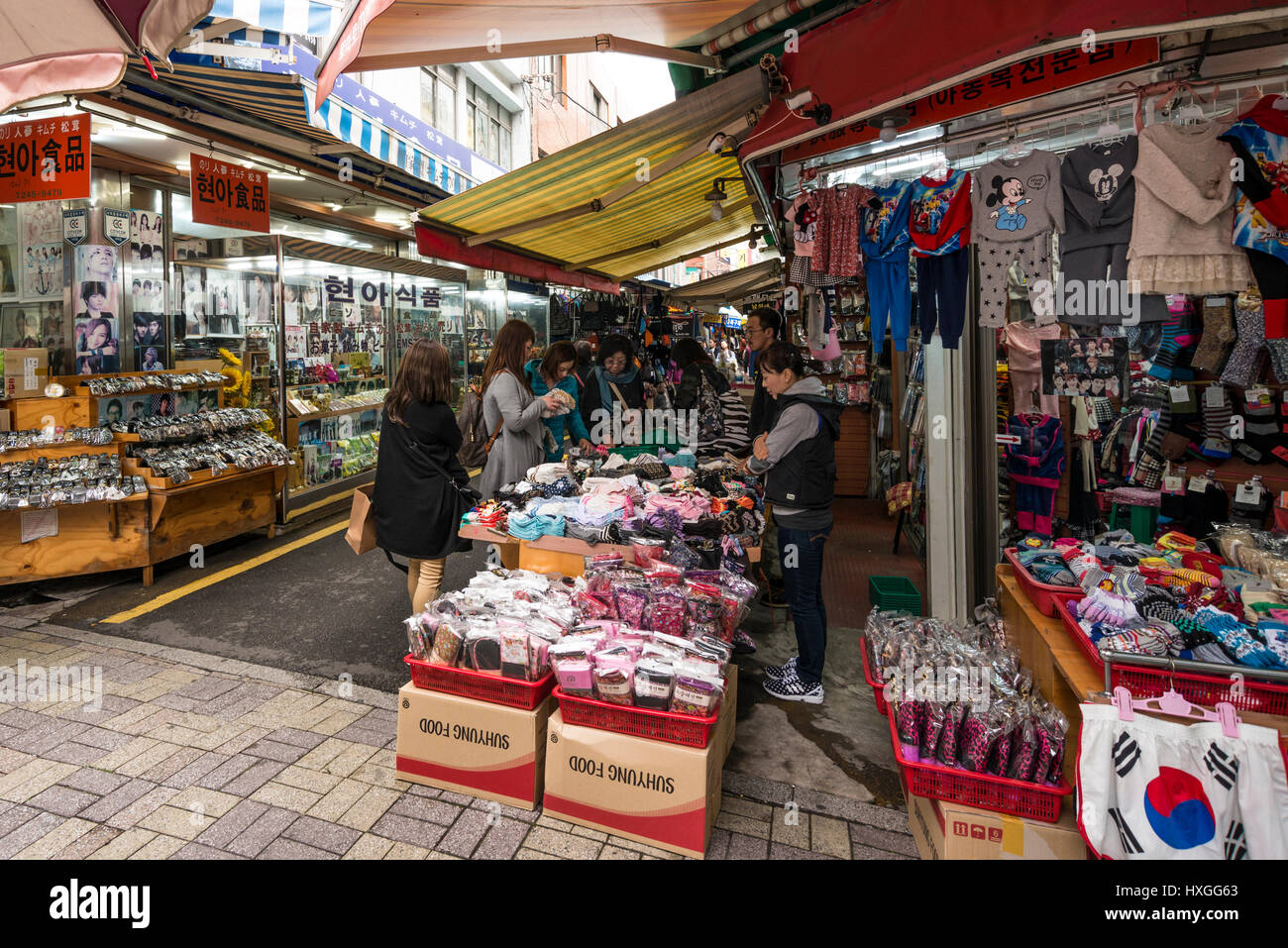 https://mdw-travel-data-us-east-1.s3.amazonaws.com/img/country/South-Korea/Gukje-Market/img_03.jpg