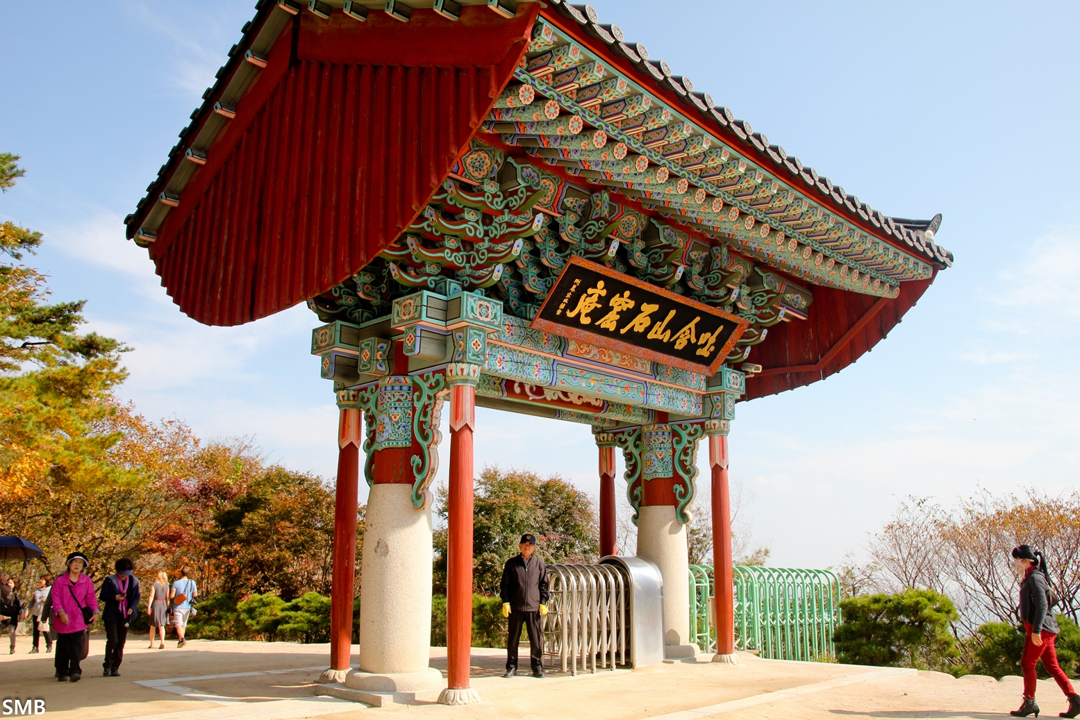 https://mdw-travel-data-us-east-1.s3.amazonaws.com/img/country/South-Korea/Guksa-am-Hermitage/img_01.jpg