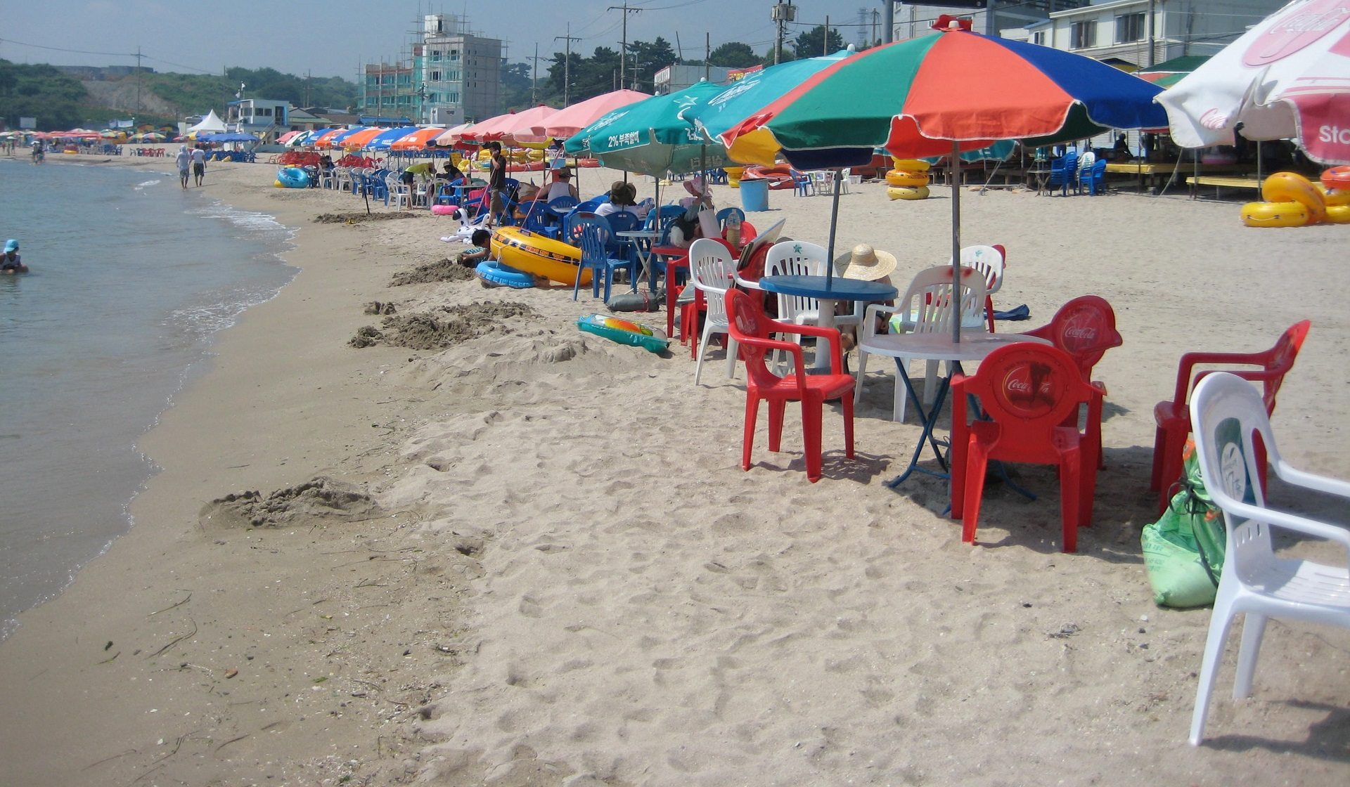 https://mdw-travel-data-us-east-1.s3.amazonaws.com/img/country/South-Korea/Guryongpo-Beach/img_03.jpg