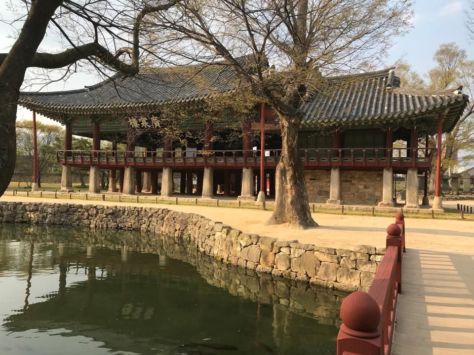 https://mdw-travel-data-us-east-1.s3.amazonaws.com/img/country/South-Korea/Gwanghallu-Pavilion/img_03.jpg