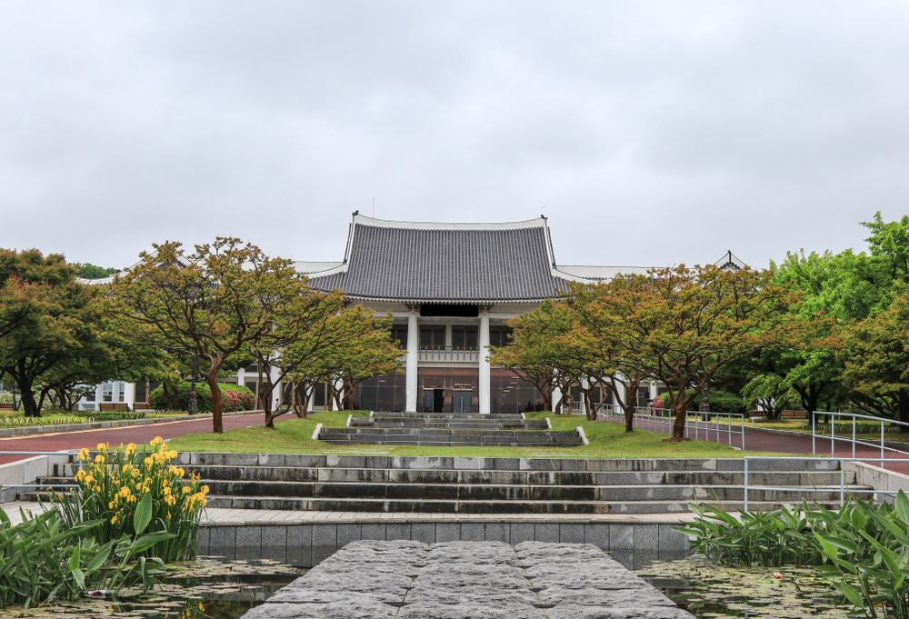 https://mdw-travel-data-us-east-1.s3.amazonaws.com/img/country/South-Korea/Gwangju-National-Museum/img_02.jpg