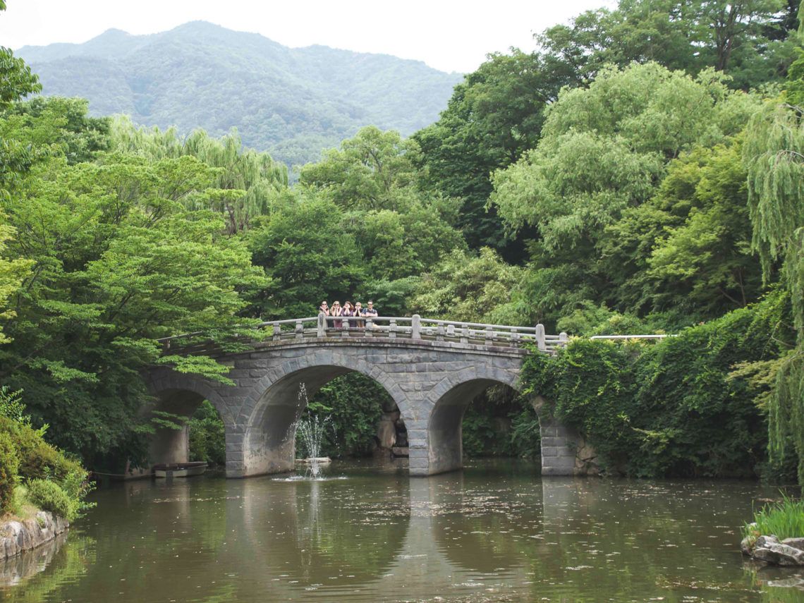 https://mdw-travel-data-us-east-1.s3.amazonaws.com/img/country/South-Korea/Gyemyeong-Seongju/img_02.jpg