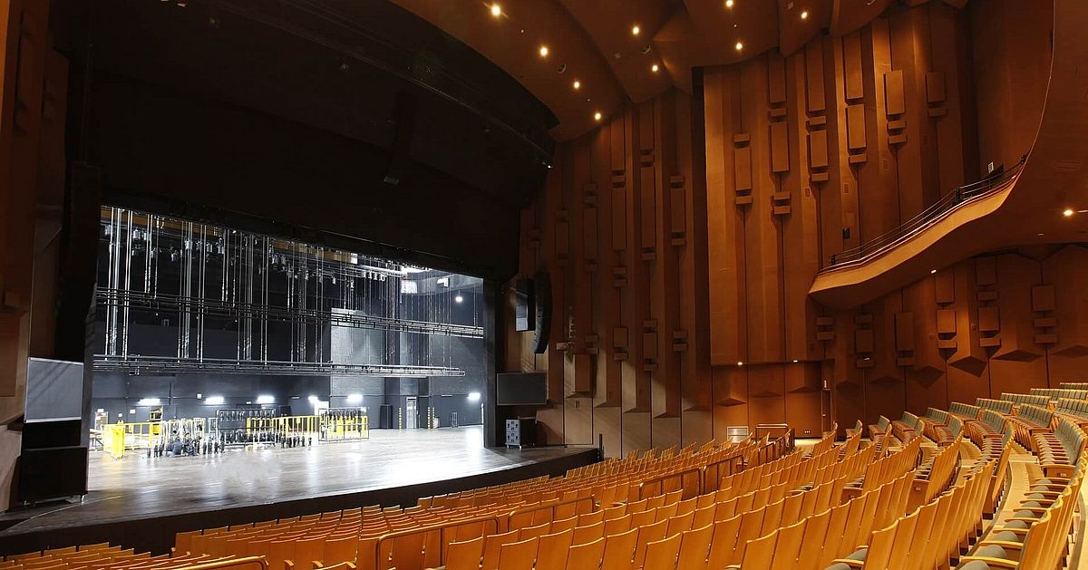 https://mdw-travel-data-us-east-1.s3.amazonaws.com/img/country/South-Korea/Gyeonggi-Arts-Center/img_02.jpg