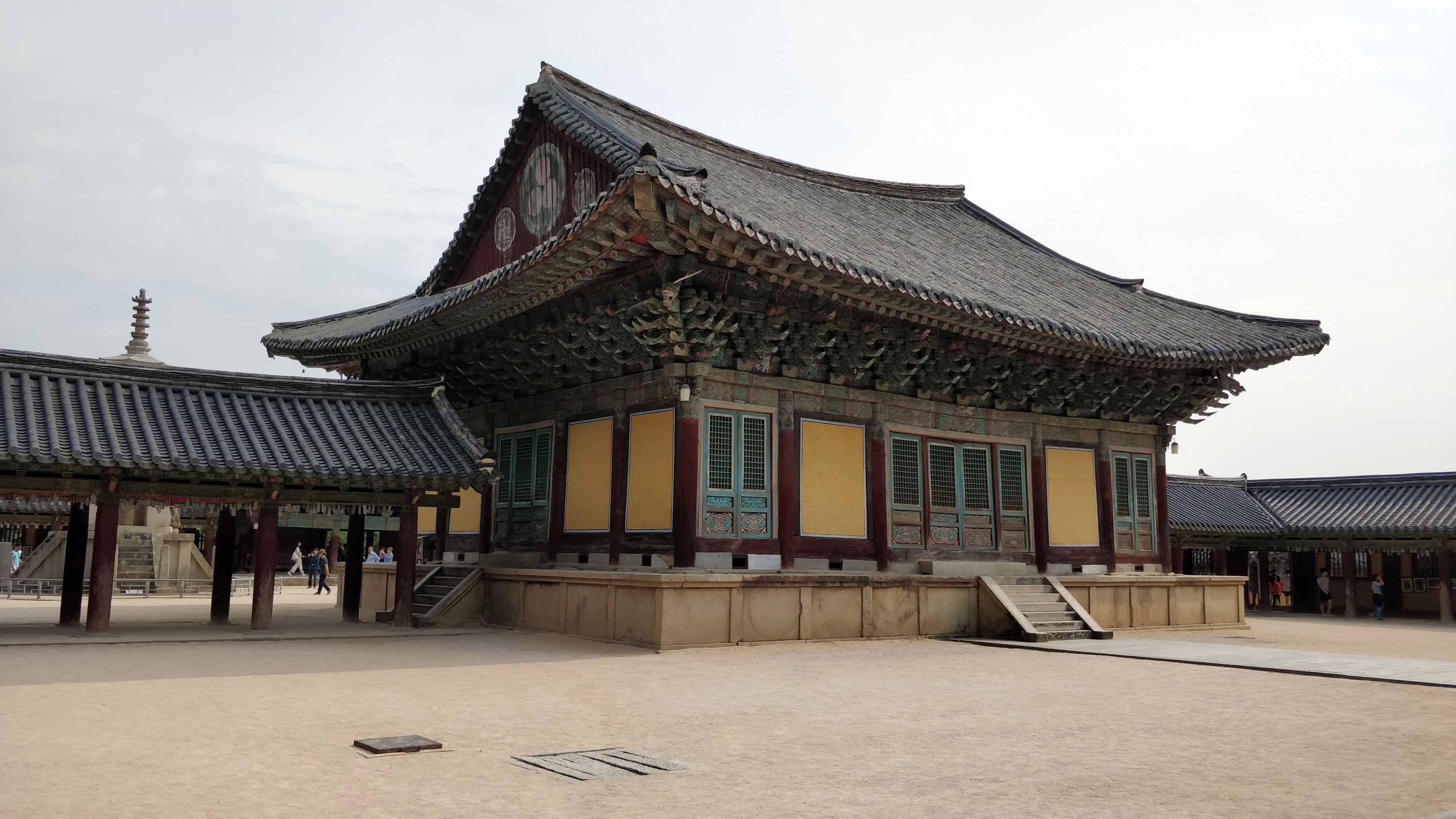 https://mdw-travel-data-us-east-1.s3.amazonaws.com/img/country/South-Korea/Gyeongju-Bulguksa-Temple/img_00.jpg