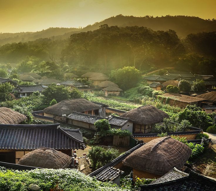 https://mdw-travel-data-us-east-1.s3.amazonaws.com/img/country/South-Korea/Gyeongju-Folk-Craft-Village/img_02.jpg