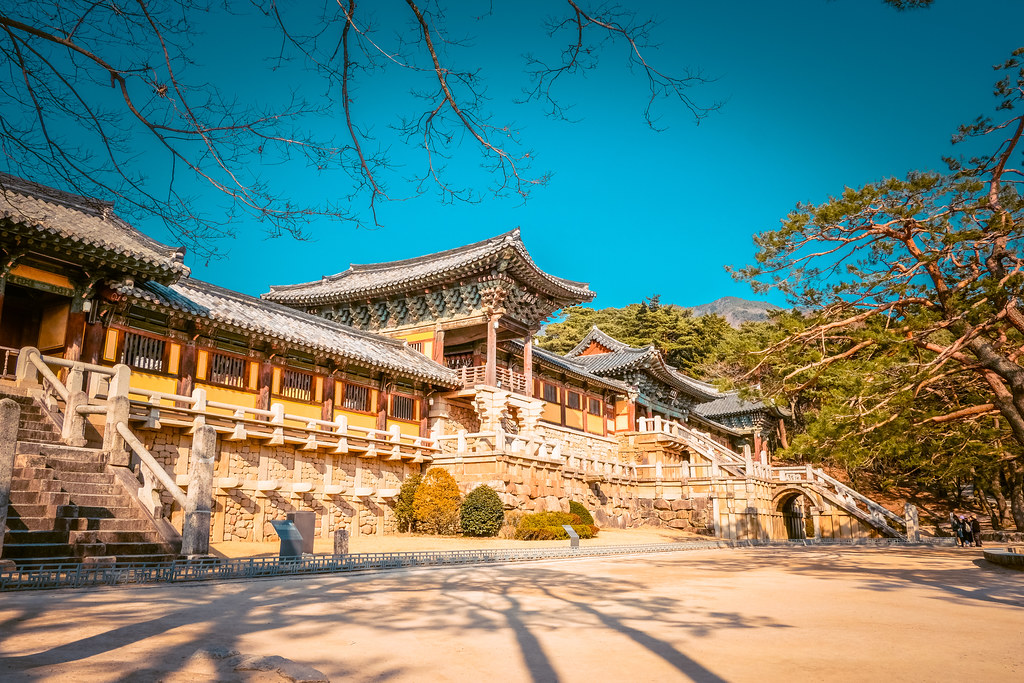 https://mdw-travel-data-us-east-1.s3.amazonaws.com/img/country/South-Korea/Gyeongpodae/img_01.jpg