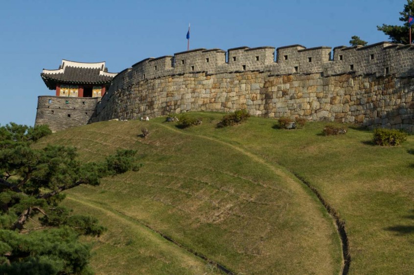 https://mdw-travel-data-us-east-1.s3.amazonaws.com/img/country/South-Korea/Hamyang-Sansuyu-Village/img_03.jpg