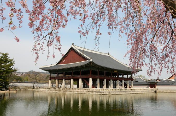 https://mdw-travel-data-us-east-1.s3.amazonaws.com/img/country/South-Korea/Heungdeok-Temple-Site/img_03.jpg