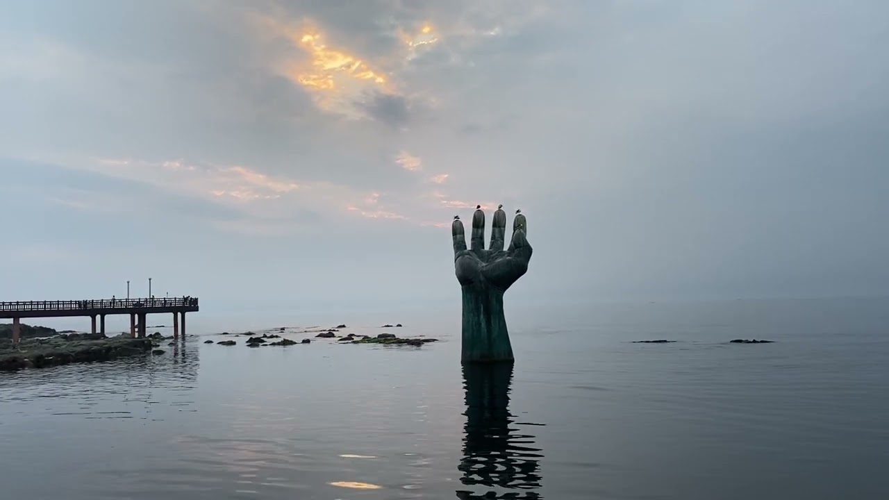 https://mdw-travel-data-us-east-1.s3.amazonaws.com/img/country/South-Korea/Homigot-Sunrise-Square/img_03.jpg