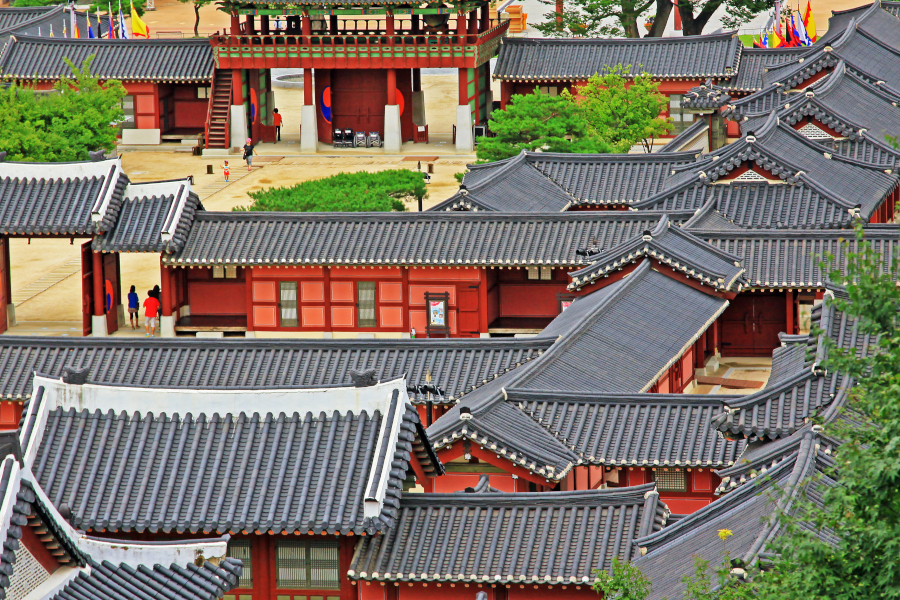 https://mdw-travel-data-us-east-1.s3.amazonaws.com/img/country/South-Korea/Hwaseong-Haenggung-Palace/img_02.jpg