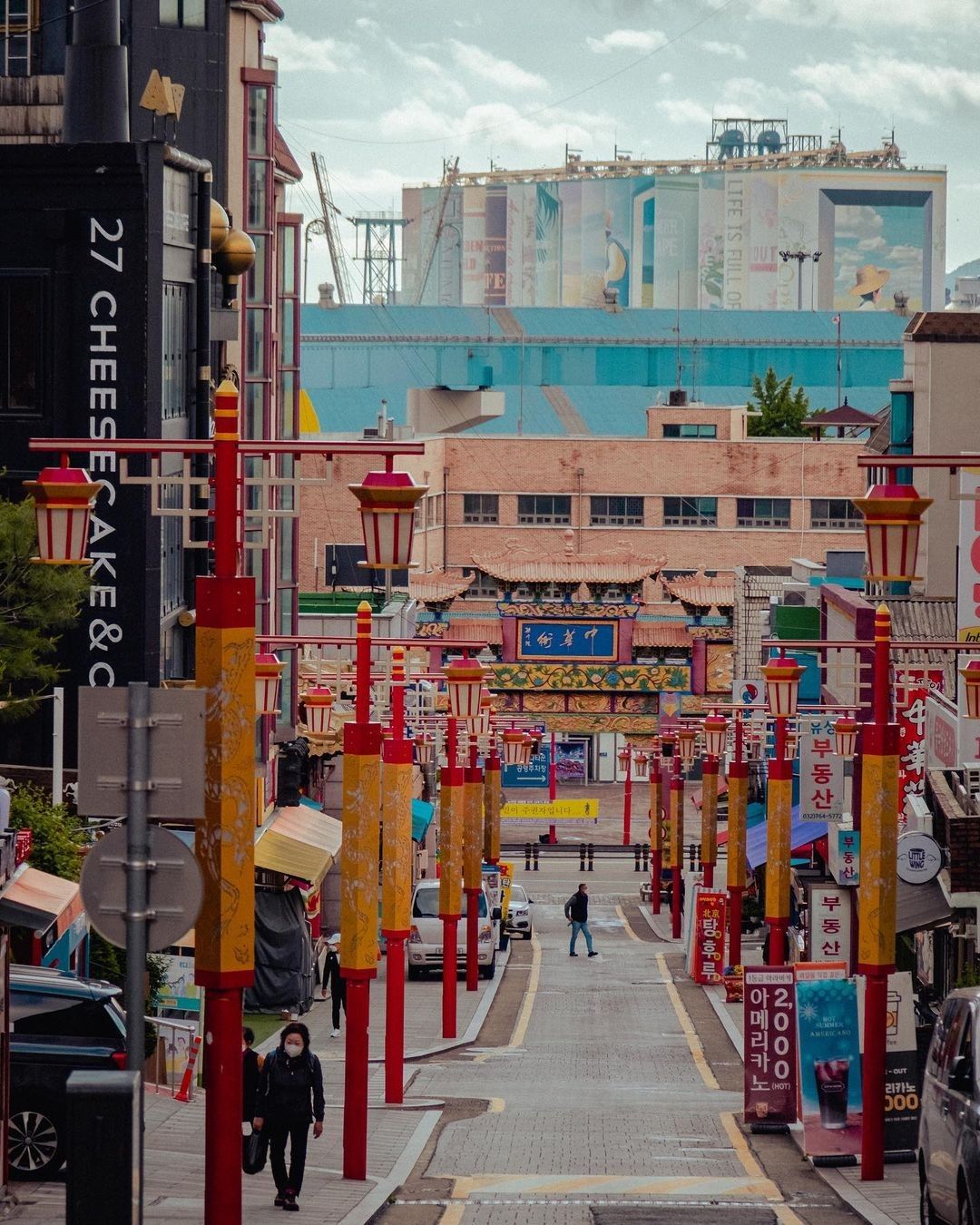 https://mdw-travel-data-us-east-1.s3.amazonaws.com/img/country/South-Korea/Incheon-Chinatown/img_02.jpg