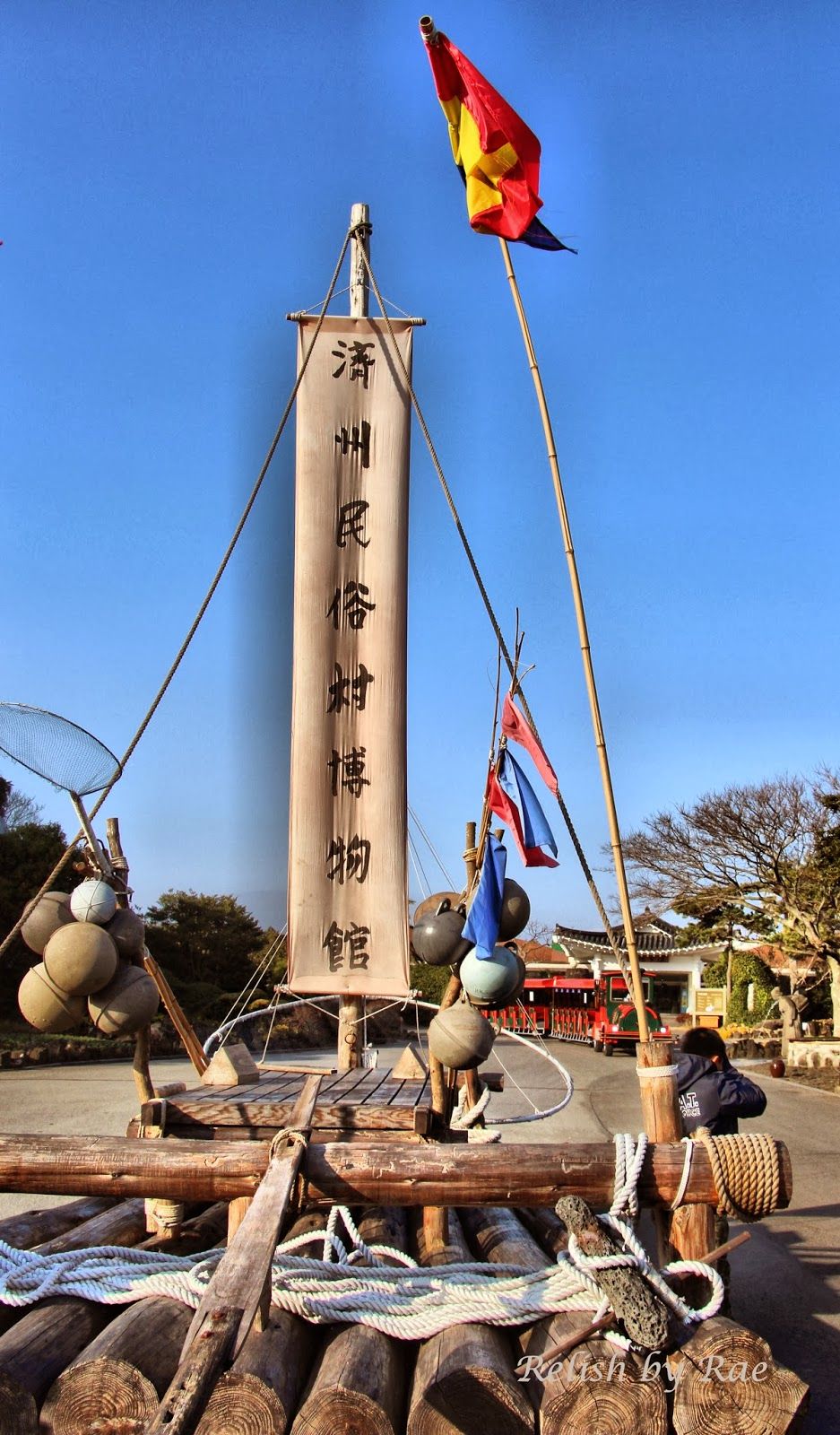 https://mdw-travel-data-us-east-1.s3.amazonaws.com/img/country/South-Korea/Jeju-Folk-Village-Museum/img_02.jpg
