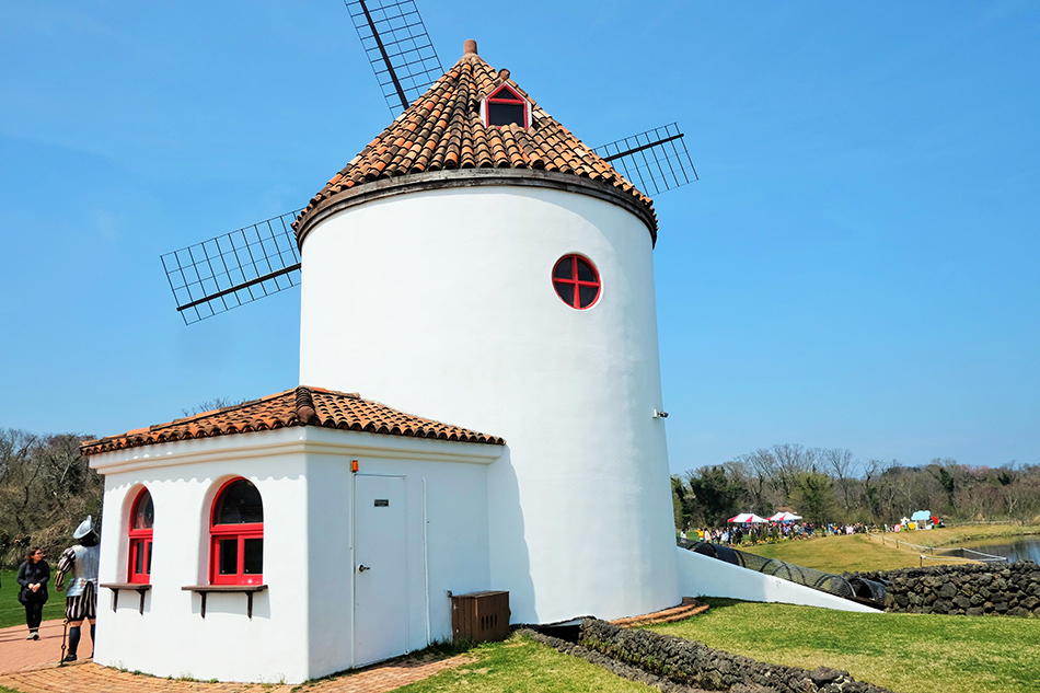 https://mdw-travel-data-us-east-1.s3.amazonaws.com/img/country/South-Korea/Jeju-Mini-Mini-Land/img_03.jpg