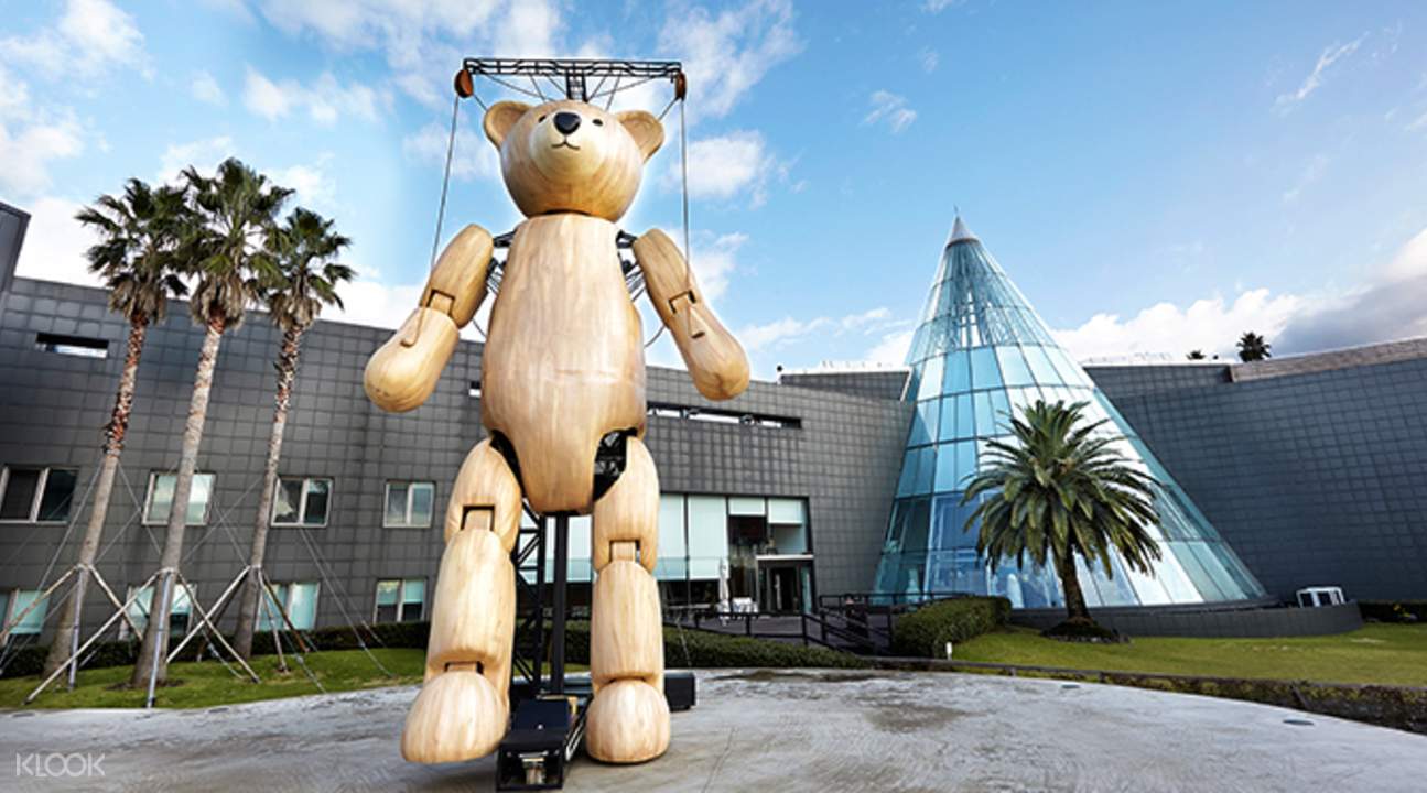 https://mdw-travel-data-us-east-1.s3.amazonaws.com/img/country/South-Korea/Jeju-Teddy-Bear-Museum/img_01.jpg