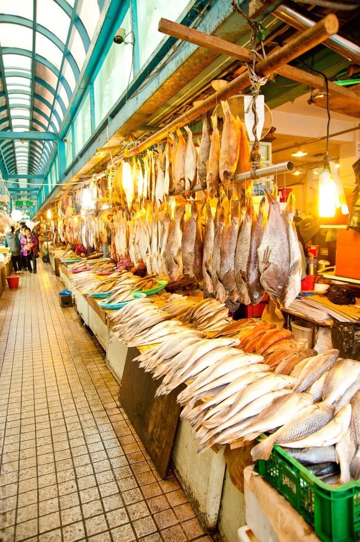 https://mdw-travel-data-us-east-1.s3.amazonaws.com/img/country/South-Korea/Jukdo-Market/img_01.jpg