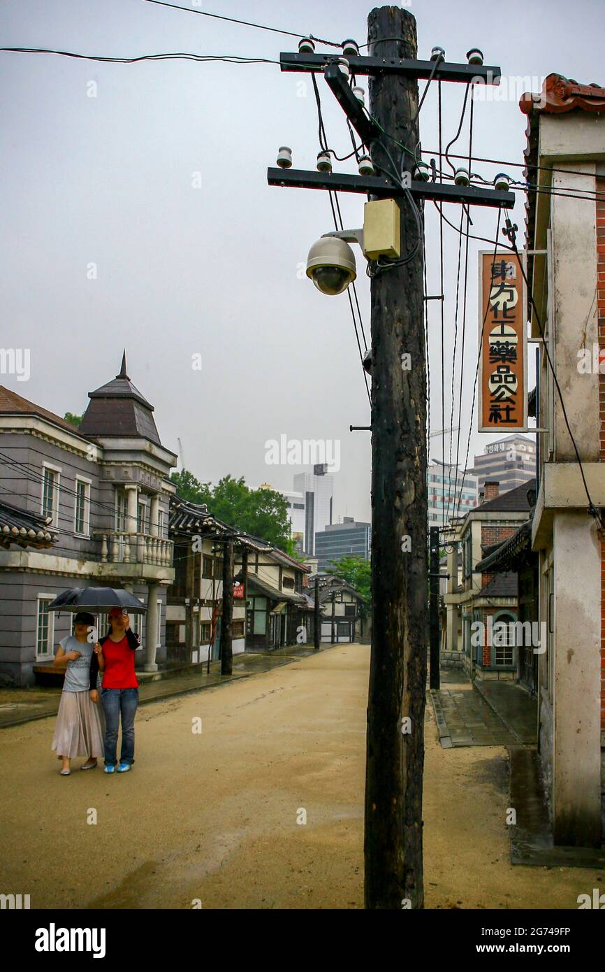 https://mdw-travel-data-us-east-1.s3.amazonaws.com/img/country/South-Korea/KBS-Suwon-Drama-Production-Center/img_03.jpg