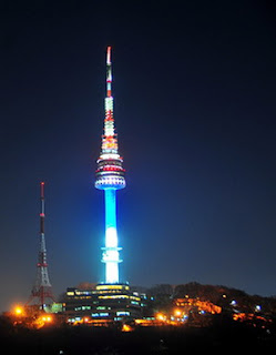 https://mdw-travel-data-us-east-1.s3.amazonaws.com/img/country/South-Korea/Lee-Sung-Shin-Plaza/img_03.jpg