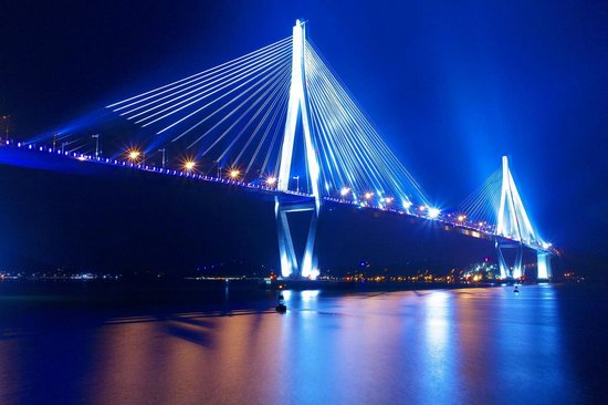 https://mdw-travel-data-us-east-1.s3.amazonaws.com/img/country/South-Korea/Mokpo-Bridge-Museum/img_02.jpg