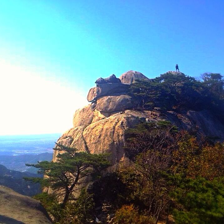 https://mdw-travel-data-us-east-1.s3.amazonaws.com/img/country/South-Korea/Mosesu-Hiking-Course/img_01.jpg