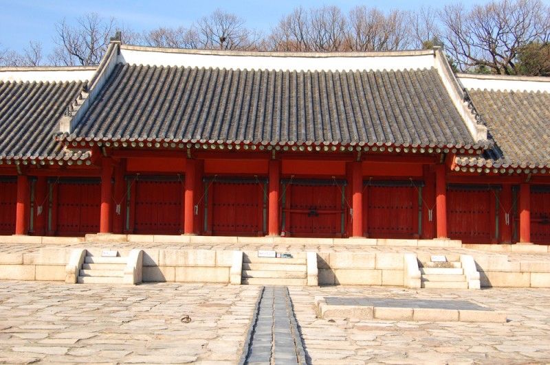 https://mdw-travel-data-us-east-1.s3.amazonaws.com/img/country/South-Korea/Myeongdeok-Martyrs-Shrine/img_01.jpg