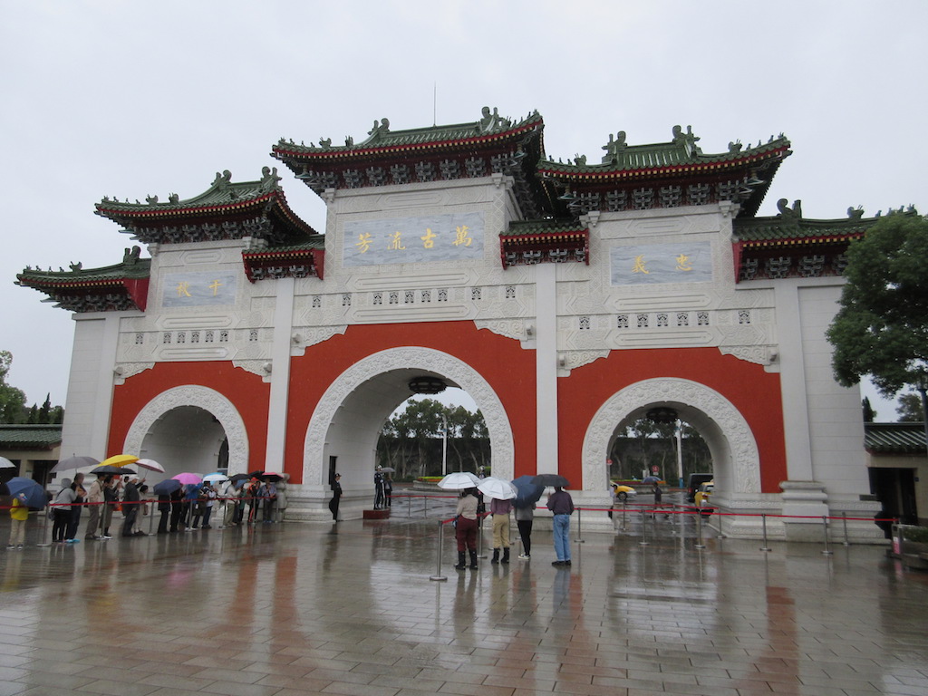 https://mdw-travel-data-us-east-1.s3.amazonaws.com/img/country/South-Korea/Myeongdeok-Martyrs-Shrine/img_03.jpg
