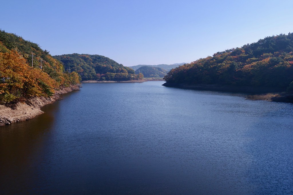 https://mdw-travel-data-us-east-1.s3.amazonaws.com/img/country/South-Korea/Oeosa-Temple/img_02.jpg