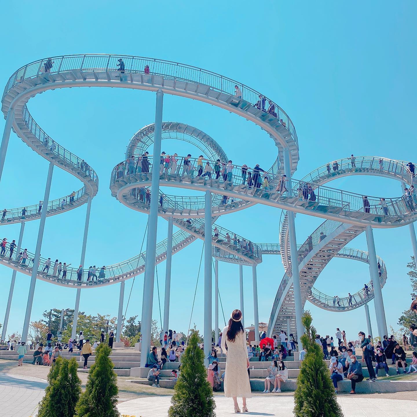 https://mdw-travel-data-us-east-1.s3.amazonaws.com/img/country/South-Korea/Pohang-Art-Street/img_02.jpg