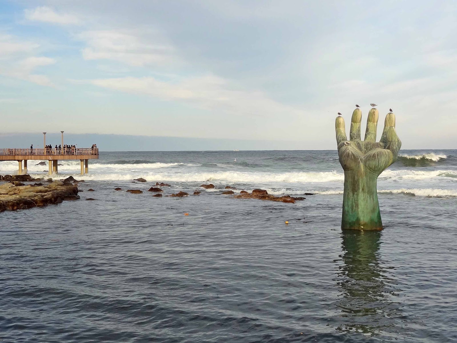 https://mdw-travel-data-us-east-1.s3.amazonaws.com/img/country/South-Korea/Pohang-Beach/img_02.jpg