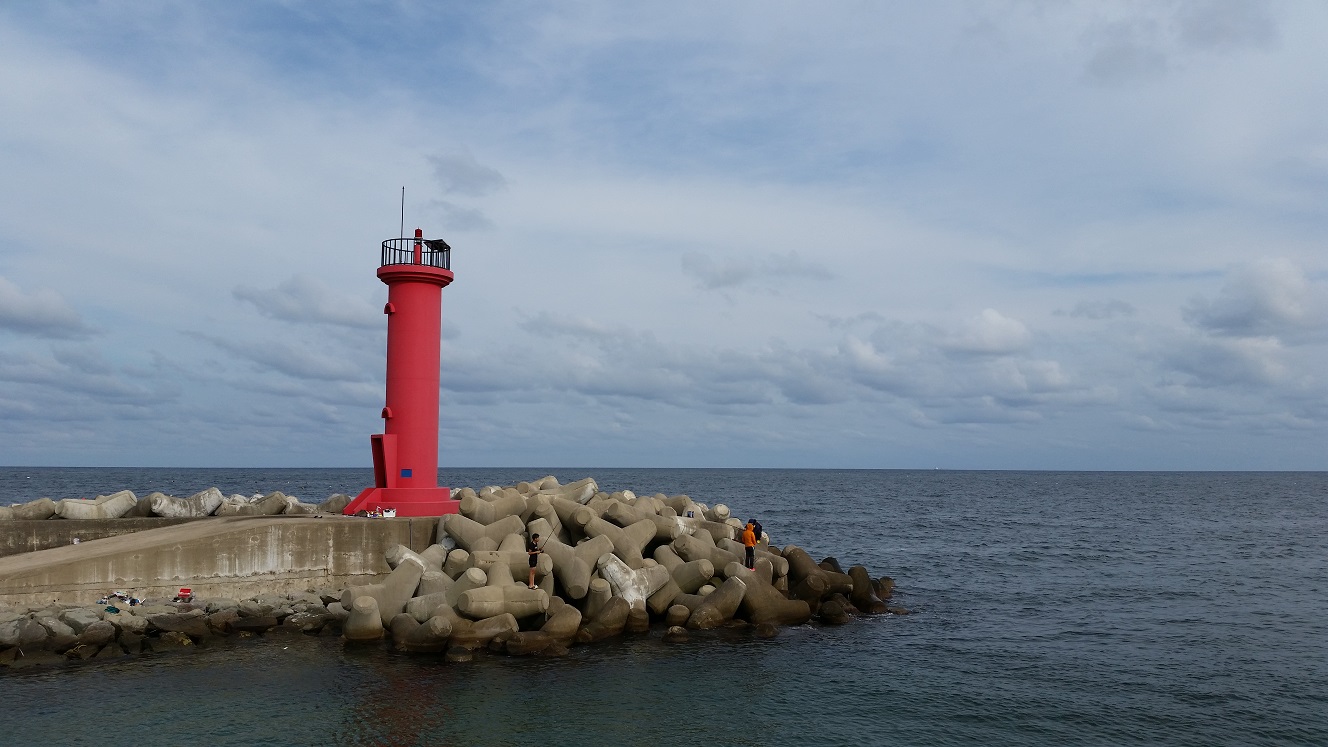 https://mdw-travel-data-us-east-1.s3.amazonaws.com/img/country/South-Korea/Pohang-Lighthouse-Observatory/img_01.jpg
